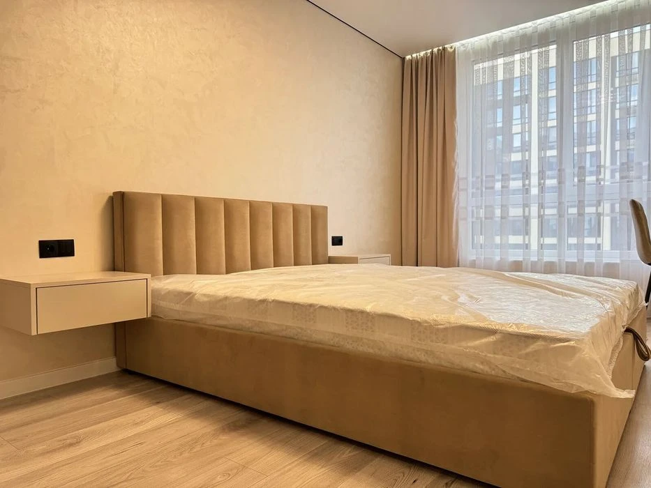 Large 1-room apartment with renovation, developed infrastructure 8