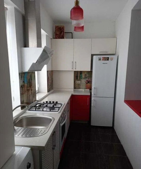 Продам 2-х этажный флигель с ремонтом, ул. Дегтярная, 90 м²