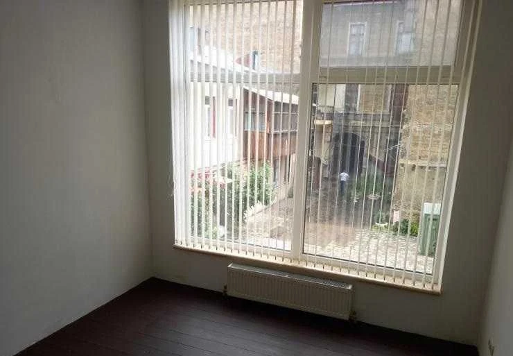 Продам 2-х этажный флигель с ремонтом, ул. Дегтярная, 90 м²
