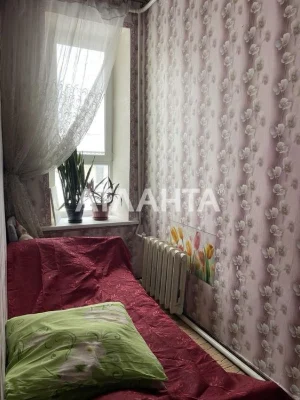A cozy 2-room apartment near the Pryvoz market is for sale