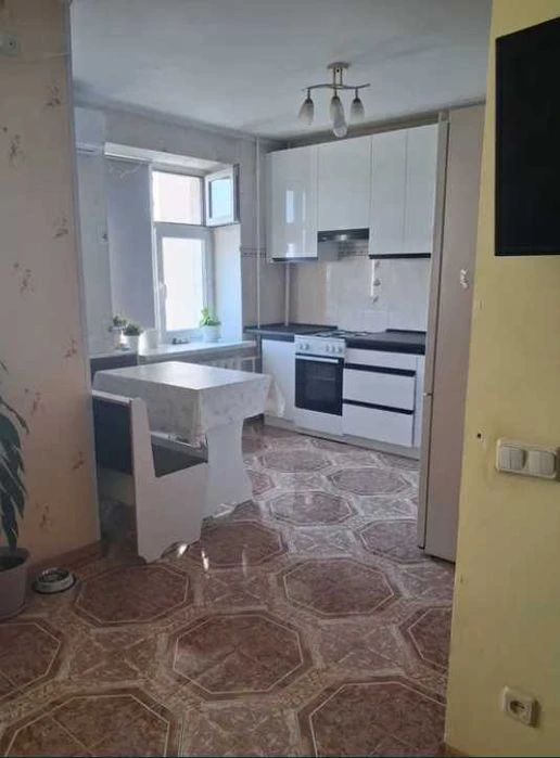 3к квартира с видом моря в кирпичном доме