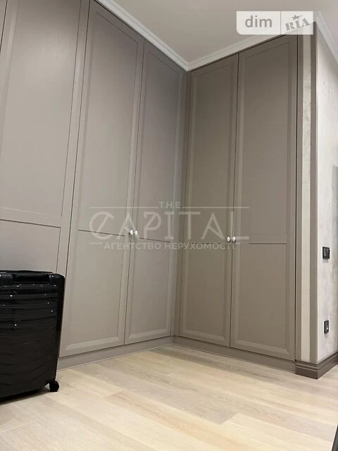 Sale of 2-room apartment 82 sq. m. on Vasylya Tyutyunnyka 37/1 •