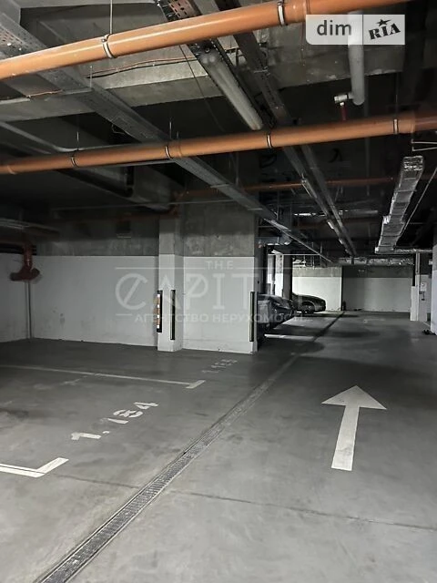 Sale of 2-room apartment 82 sq. m. on Vasylya Tyutyunnyka 37/1 •