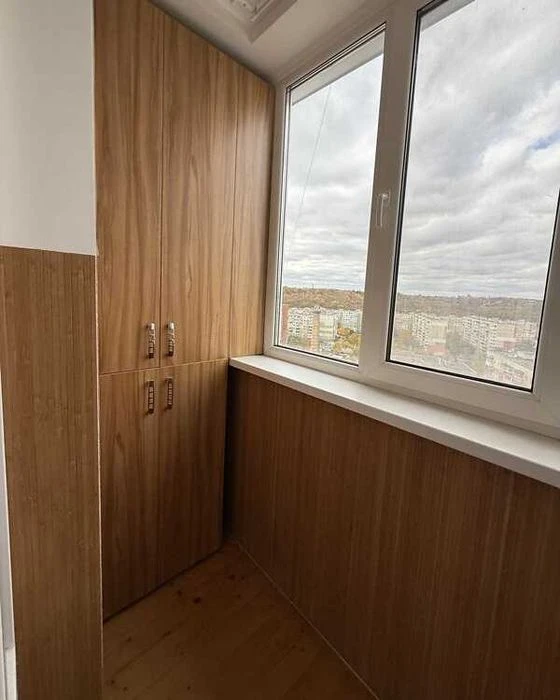 Левада 2к в новобудові з євроремонтом та шикарним видом з ві