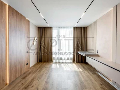 Apartment. Kyiv, Zarichna St., 6
