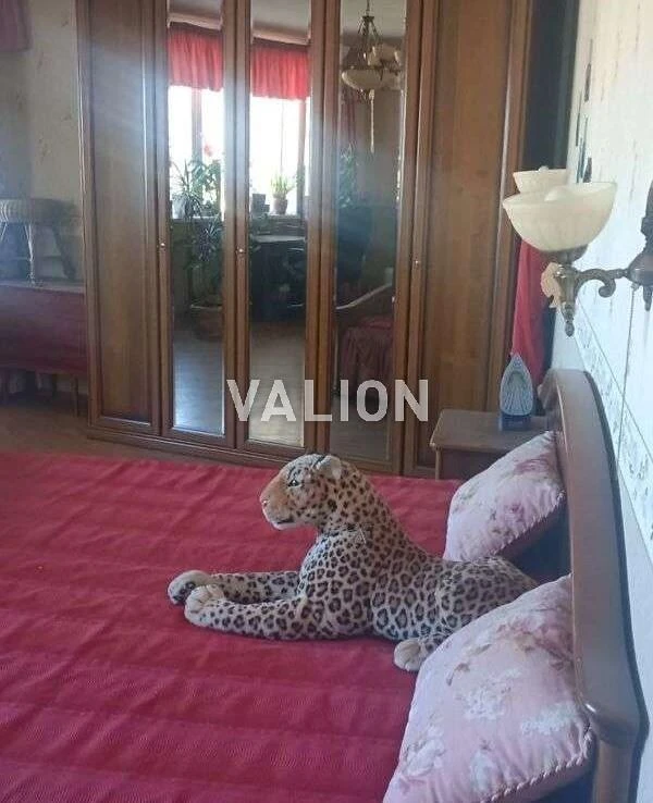 Продажа 3-к квартиры просп. Голосеевский 68