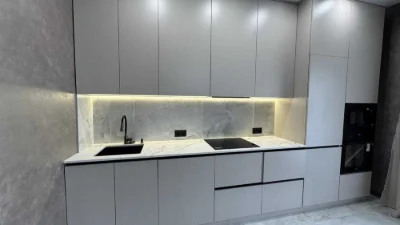 2к 64 м² у 60 Жемчужині з ремонтом і меблями, кухня-вітальня