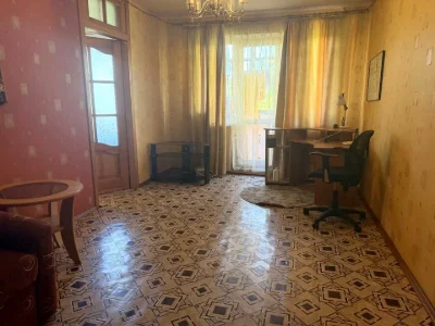 Apartment. Kharkiv, Sadovy Proezd, 15 k.