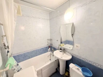 Apartment. Kharkiv, Sadovy Proezd, 15 k.