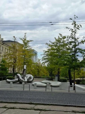 Продам четырехкомнатную квартиру ул. Ивана Акинфиева район Шевч