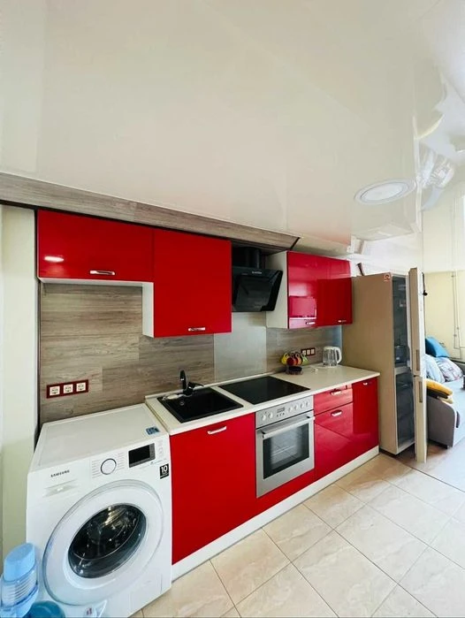 For sale 2-room multi-level apartment 38 M2 near the center