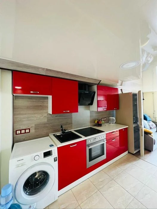 For sale 2-room multi-level apartment 38 M2 near the center