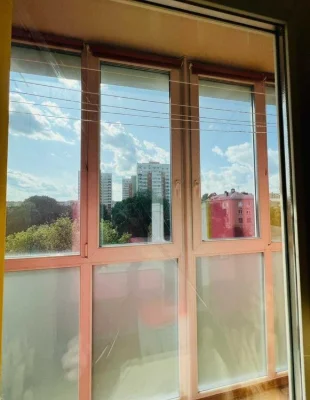 For sale 2-room multi-level apartment 38 M2 near the center