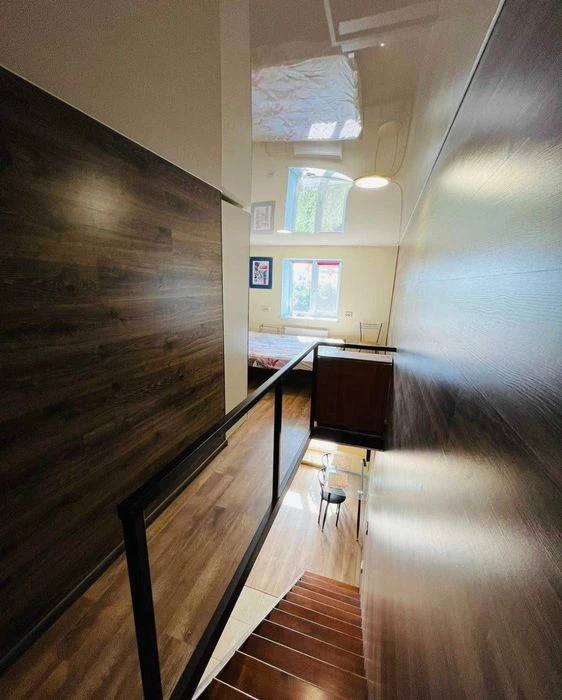 For sale 2-room multi-level apartment 38 M2 near the center
