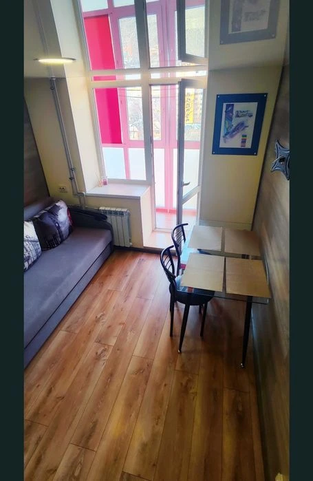 For sale 2-room multi-level apartment 38 M2 near the center