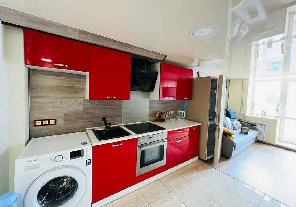 For sale 2-room multi-level apartment 38 M2 near the center
