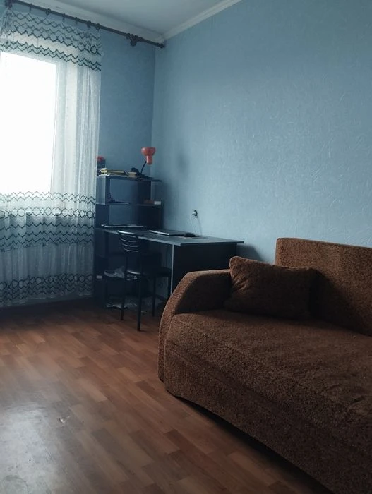 Selling a 2-room apartment on 92 Brigada Street, Rogansky Housing Estate