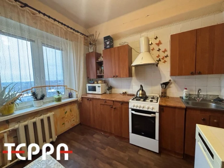 Продажа: 2-комнатная квартира, ул. М. Корищенко