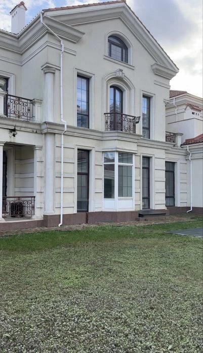 House for sale French Boulevard Arkady WITHOUT repair 542m2 K