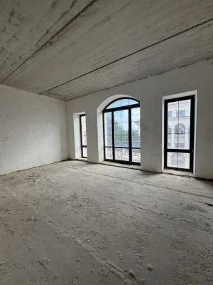 House for sale French Boulevard Arkady WITHOUT repair 542m2 K