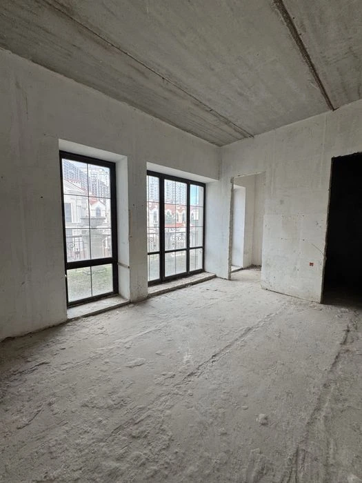 House for sale French Boulevard Arkady WITHOUT repair 542m2 K