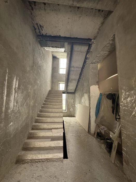 House for sale French Boulevard Arkady WITHOUT repair 542m2 K