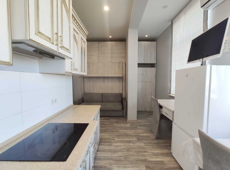 Apartment for sale with renovation, furniture and appliances, Svitlitsky