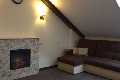 Bright 2-room apartment with attic for sale in