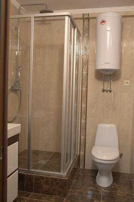 Bright 2-room apartment with attic for sale in