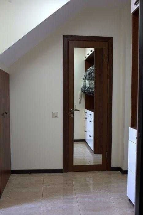 Bright 2-room apartment with attic for sale in
