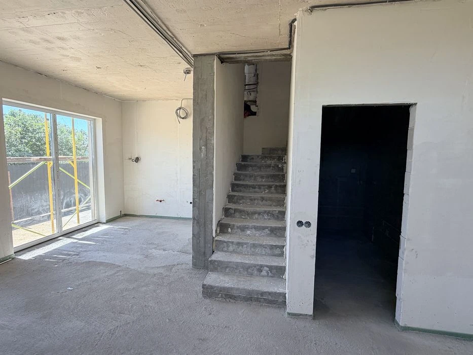House 110 m2 15 minutes from the center