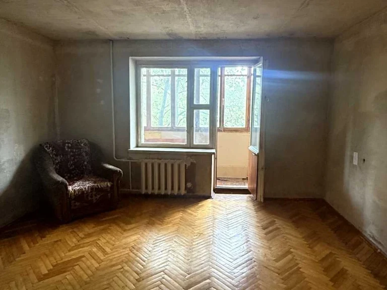 Квартира. Киев, Романа Шухевича просп. (Генерала Ватутина)
