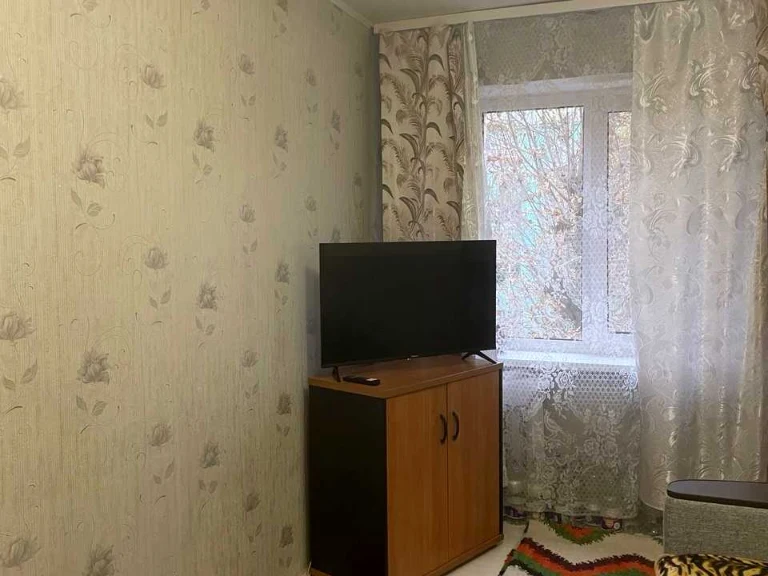 Квартира. Днепр, Даниила Галицкого ул. (буденного)