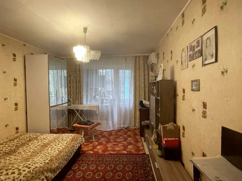 Квартира. Днепр, Даниила Галицкого ул. (буденного)