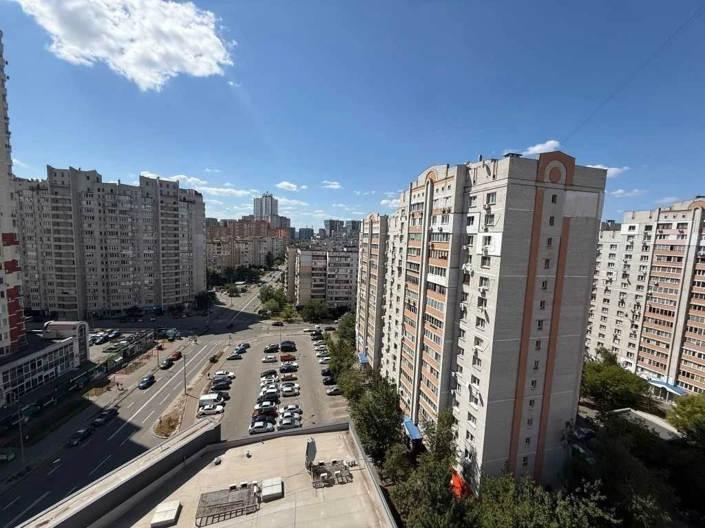 Sale of 2-room apartment 76.1 m², Urlovskaya street, 4A