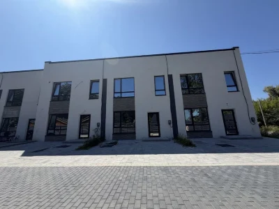 Продаж таунхауса в ЖК AURA — унікальна пропозиція ! Розвинен