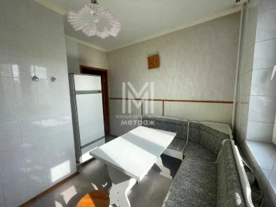 Apartment. Kharkiv, Peremohy Avenue.