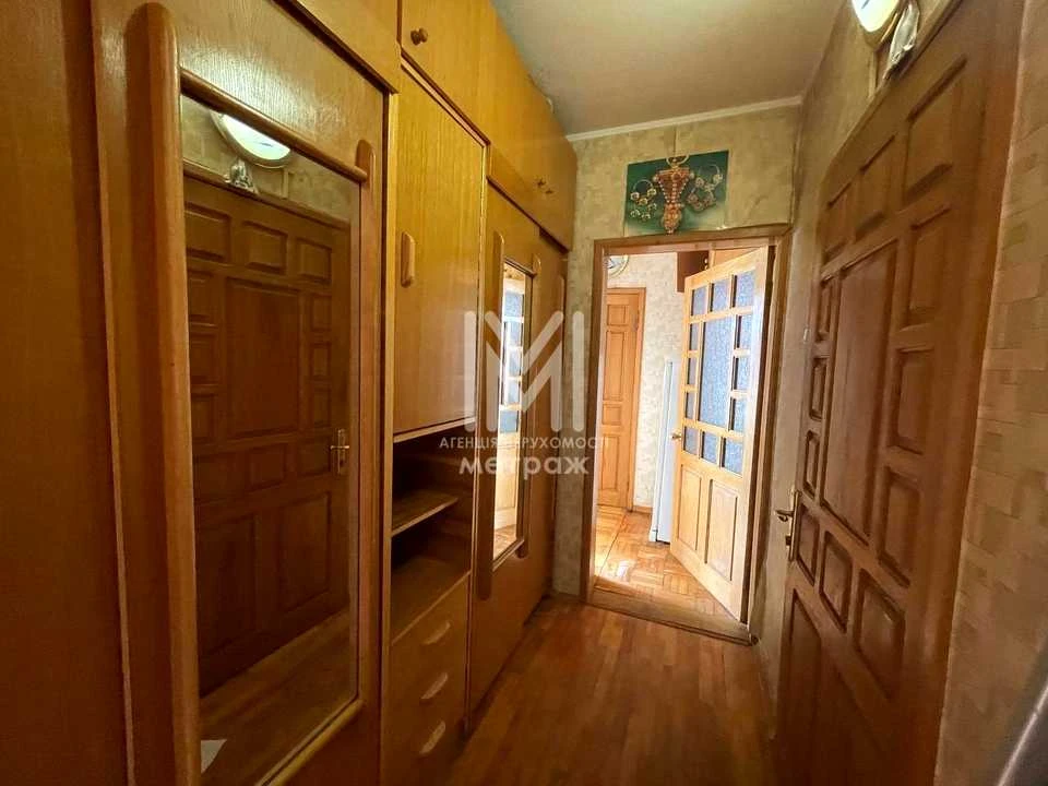 Apartment. Kharkiv, Peremohy Avenue.