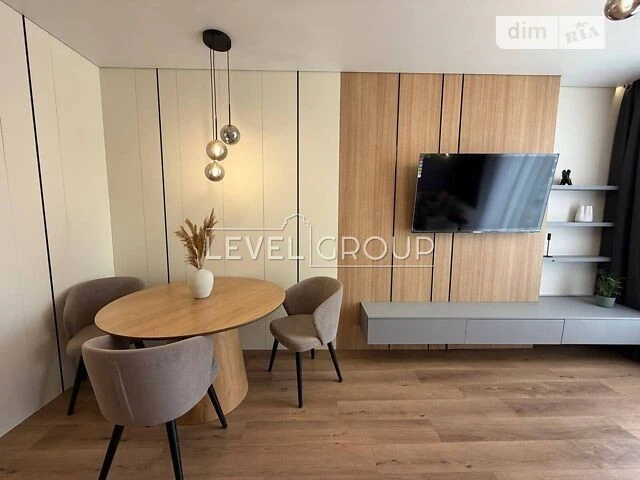 For sale 2-room apartment 70 sq. m. on Prychalna Street 8 • ID 3466357