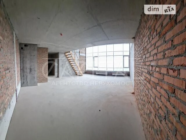 Sale of 4-room apartment 135 sq. m on Holosiivskyi Avenue PR-T GO
