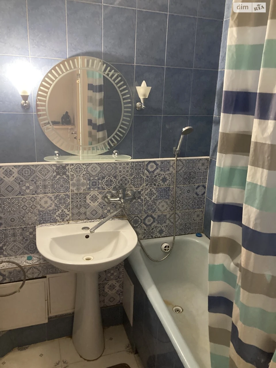 Продажа квартир Александровский (Жовтневый).