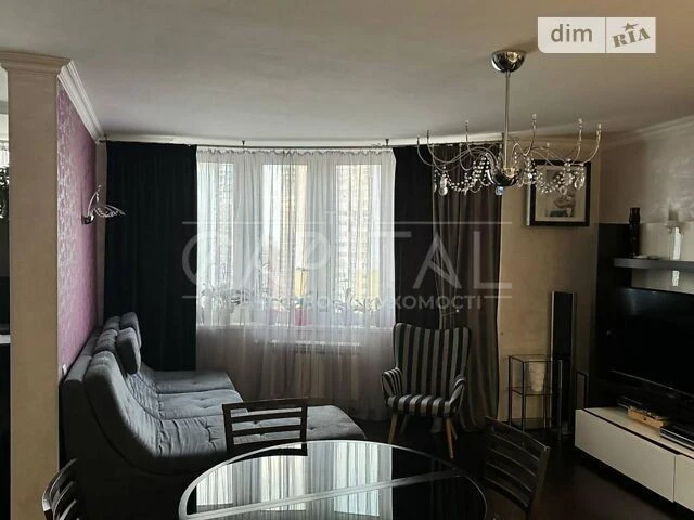 Sale of 3-room apartment 114 sq. m on Dniprovska embankment 19-A • ID 3