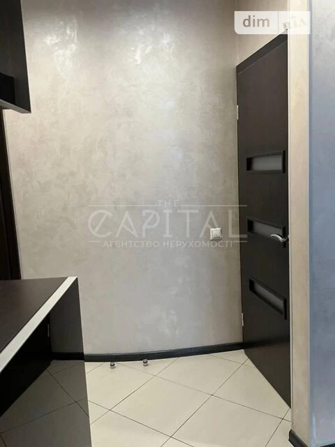 Sale of 3-room apartment 114 sq. m on Dniprovska embankment 19-A • ID 3