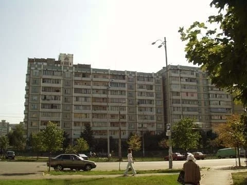 3-room apartment for sale 82 m², Chornobylska St., 18