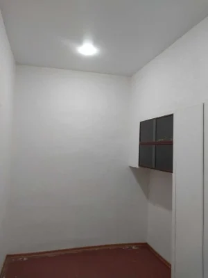 +Продам 2 ком.квартиру ул.Глазунова , 12000 дол.