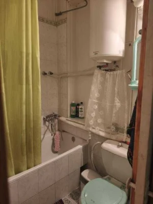 Two-room apartment with independent heating for sale, Central metro station