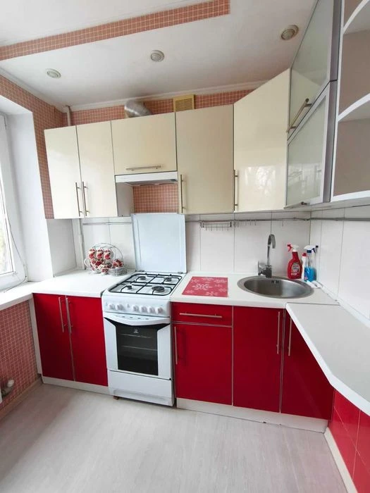 Selling 2k sq m in Saltovka ul. Neskorenykh, 29a, 531 m/d-n. (Ge
