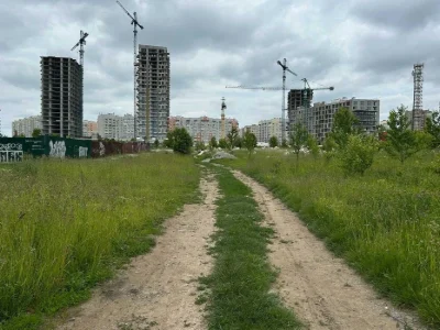 Sale of a plot of 46 acres in Vyshenka