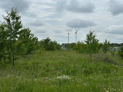 Sale of a plot of 46 acres in Vyshenka