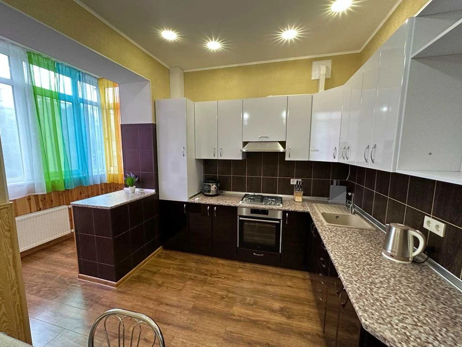 Продам 2 к квартиру в Одессе в Приморском районе. Своя без